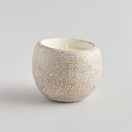 Scented candles - in white ceramic pot