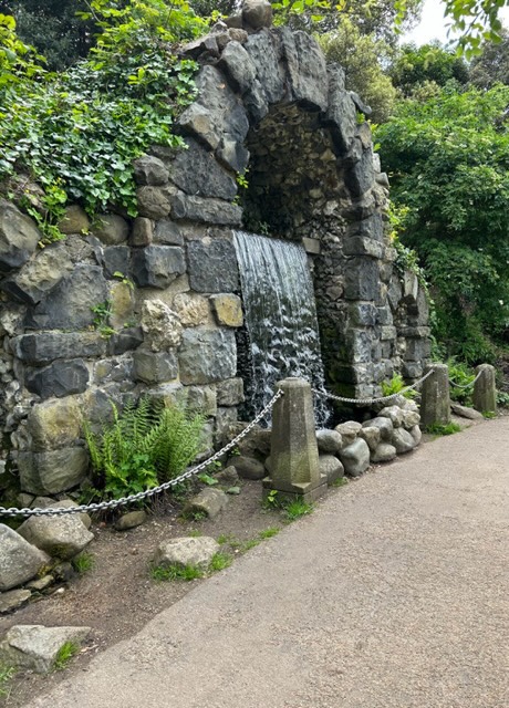 Chiswick House - cascade