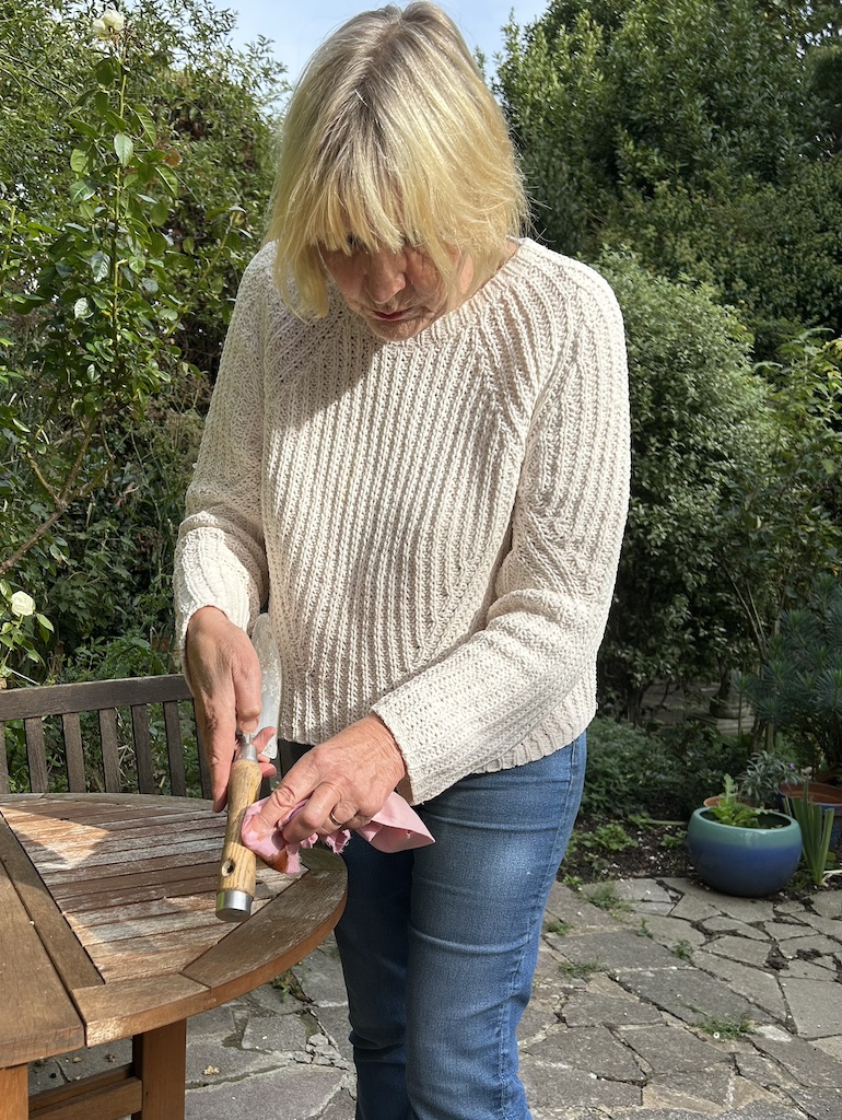 Oiling wooden tool handles